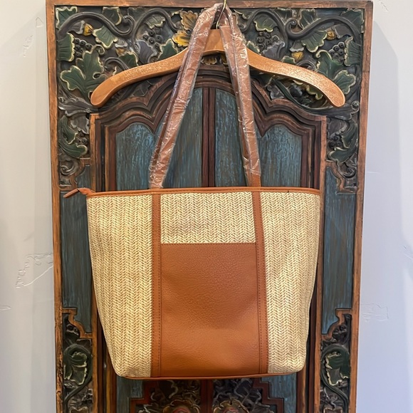 💛Rare Find💛 French Connection Lucia Straw Double Handle Tote Bag 👜 NWT - Picture 2 of 11